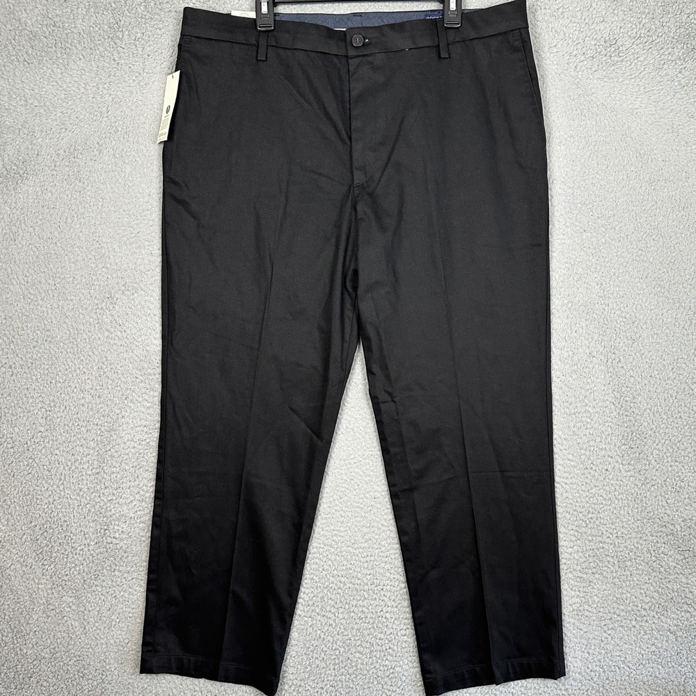 NEW Dockers Pants Mens 40X30 Signature Khaki Classic Fit Black Chinos Stretch